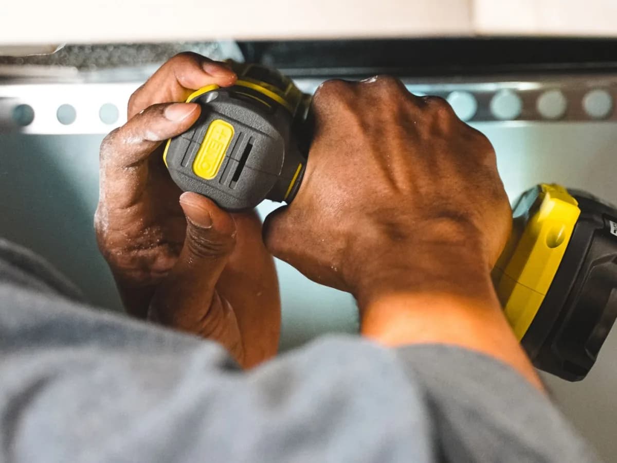Tools for humidifier installation