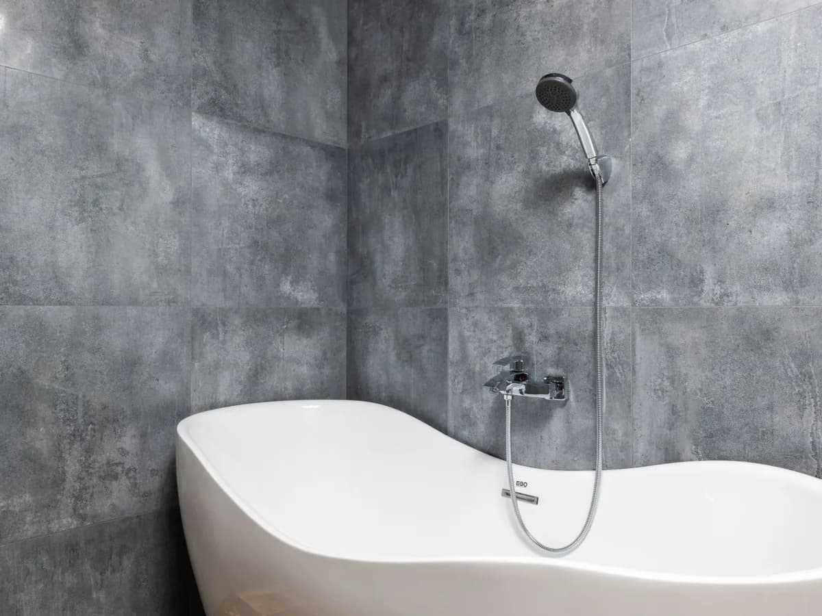 Set of caulking tools for bathroom repairs