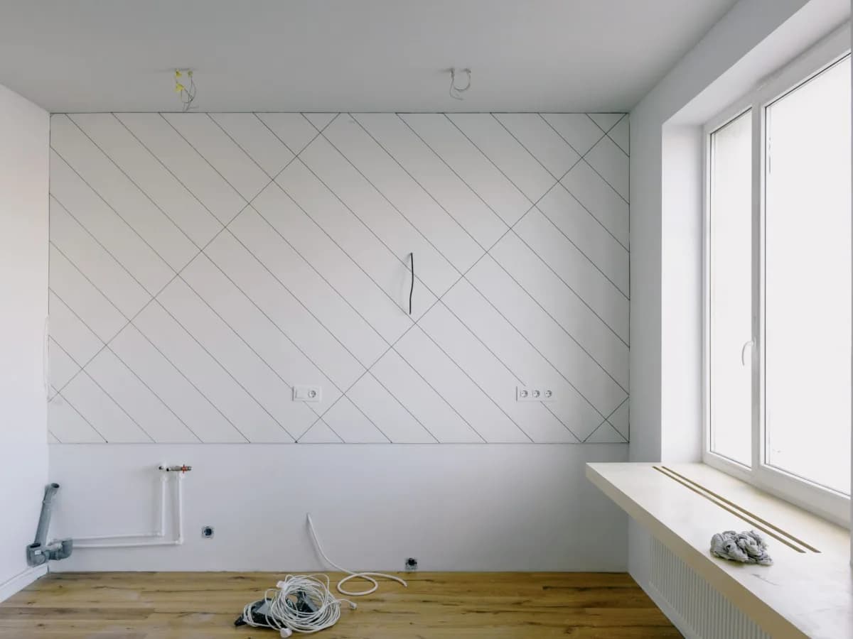 Clean bathroom space ready for caulking